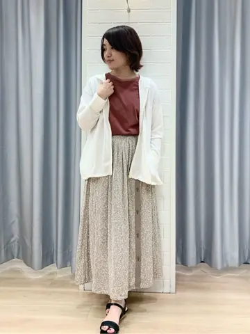 ANY SIS 丸岡 コーディネート画像