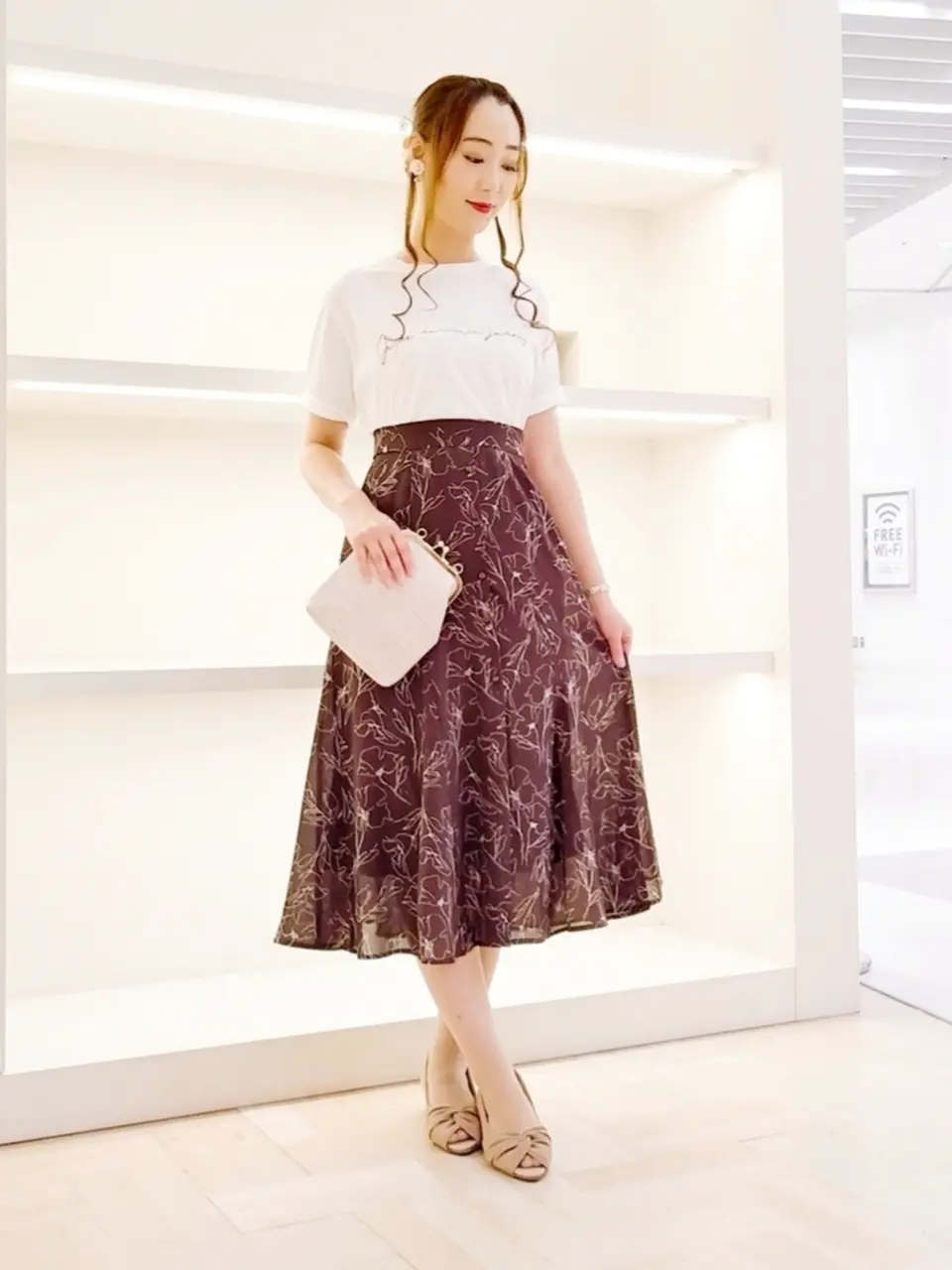 ANY SIS 福本 加奈 コーディネート画像