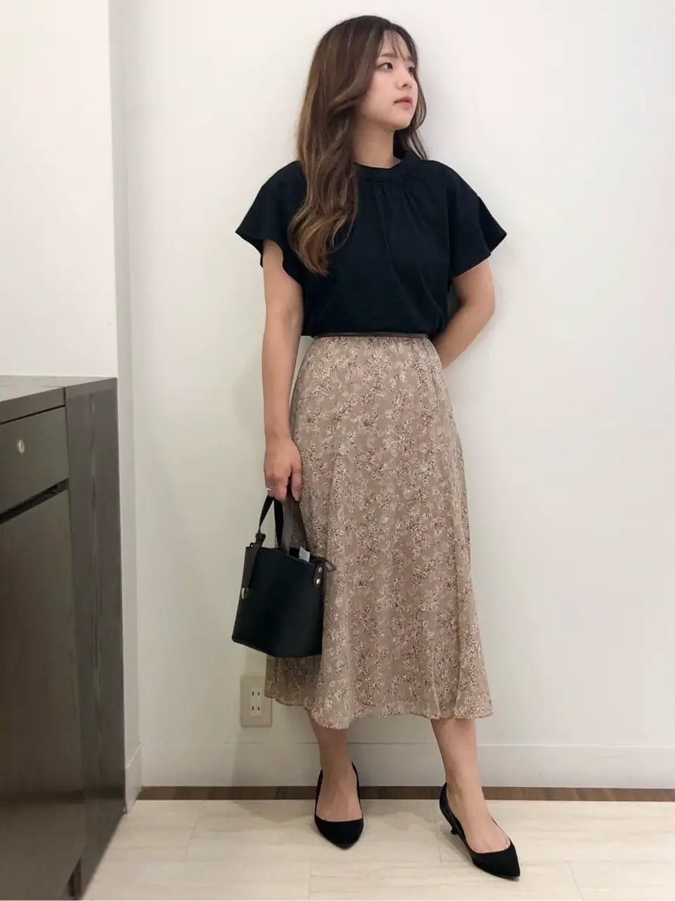 ANY SIS スタッフ コーディネート画像