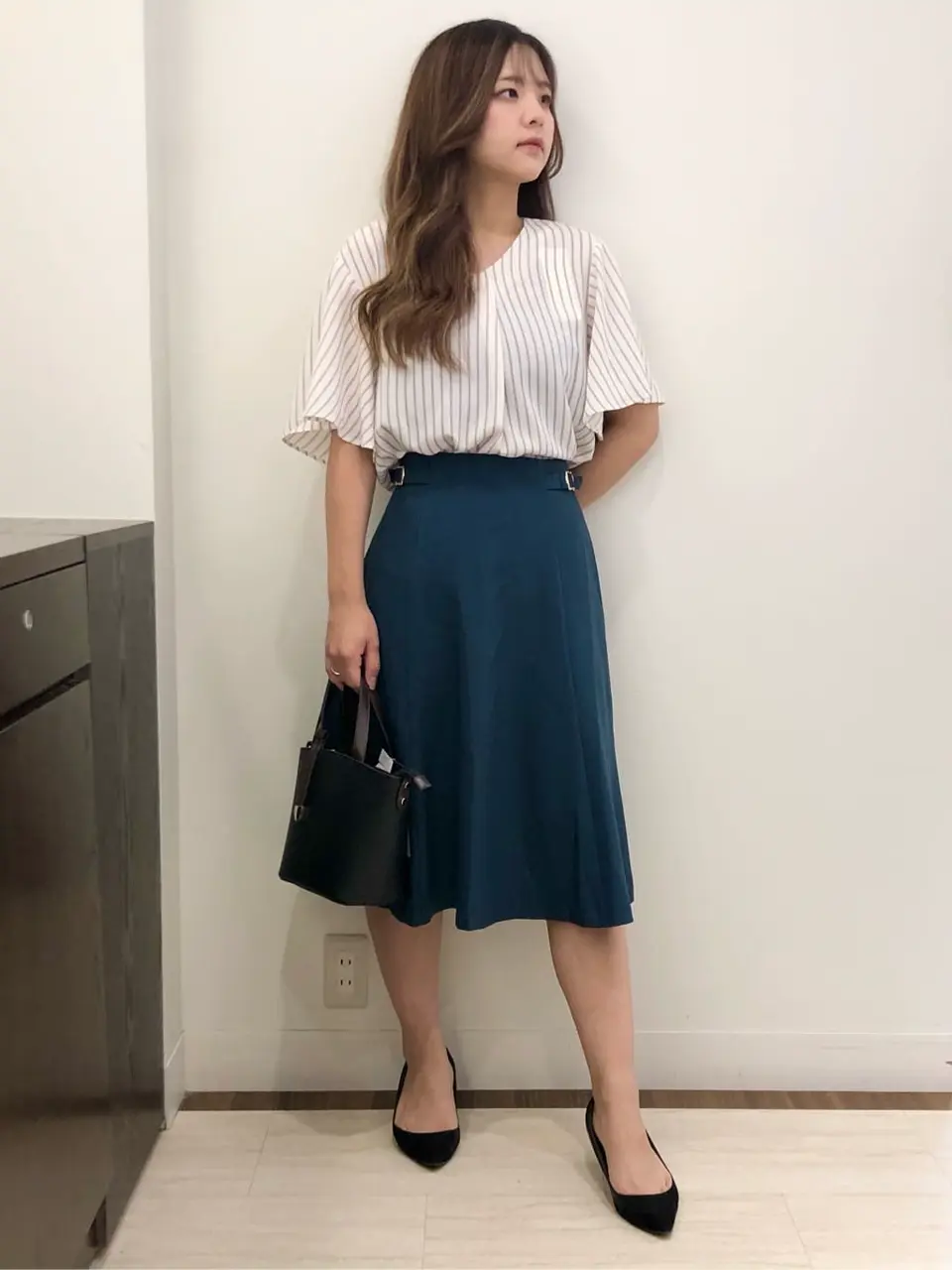 ANY SIS スタッフ コーディネート画像