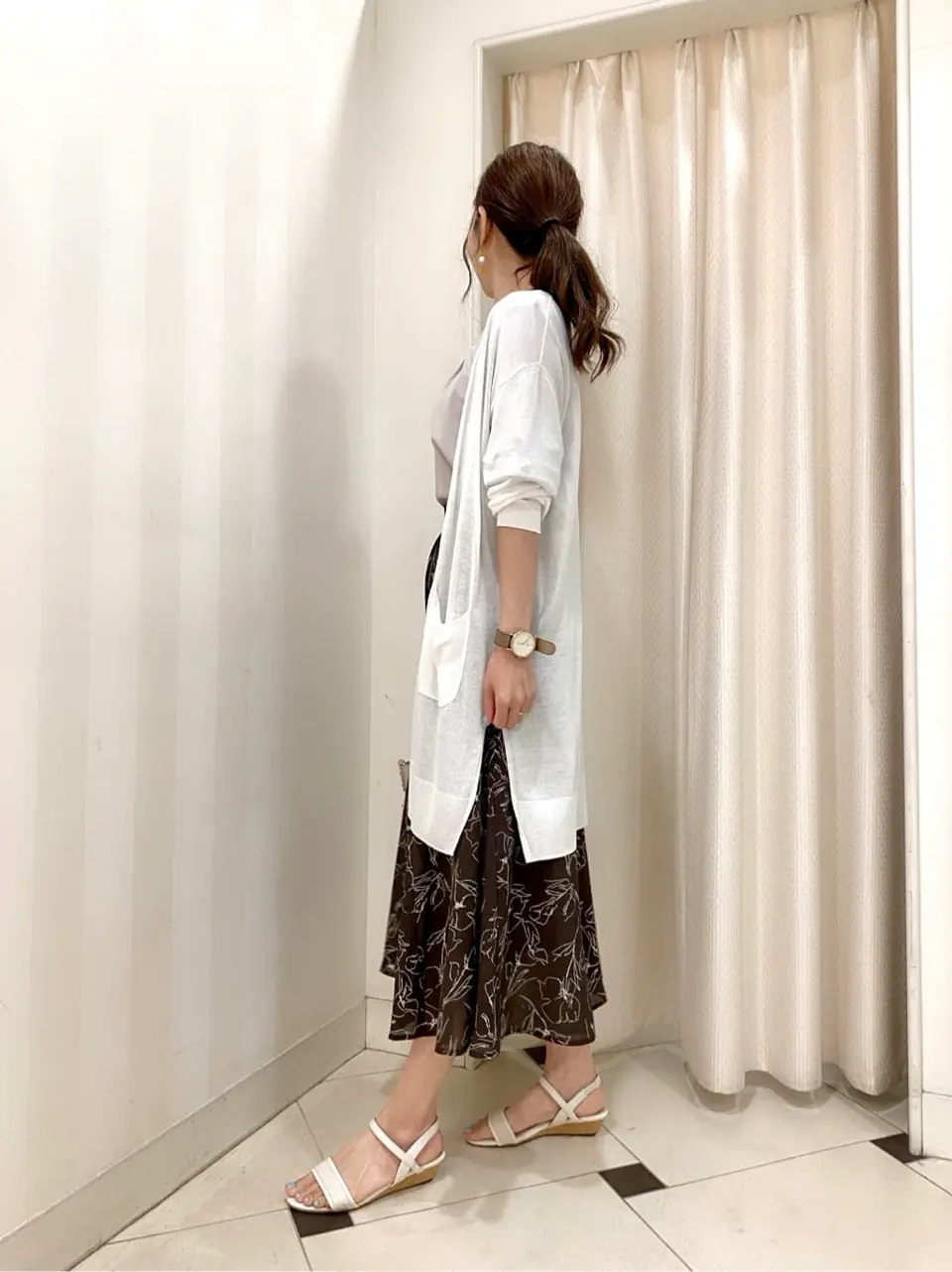 ANY SIS 金井 コーディネート画像