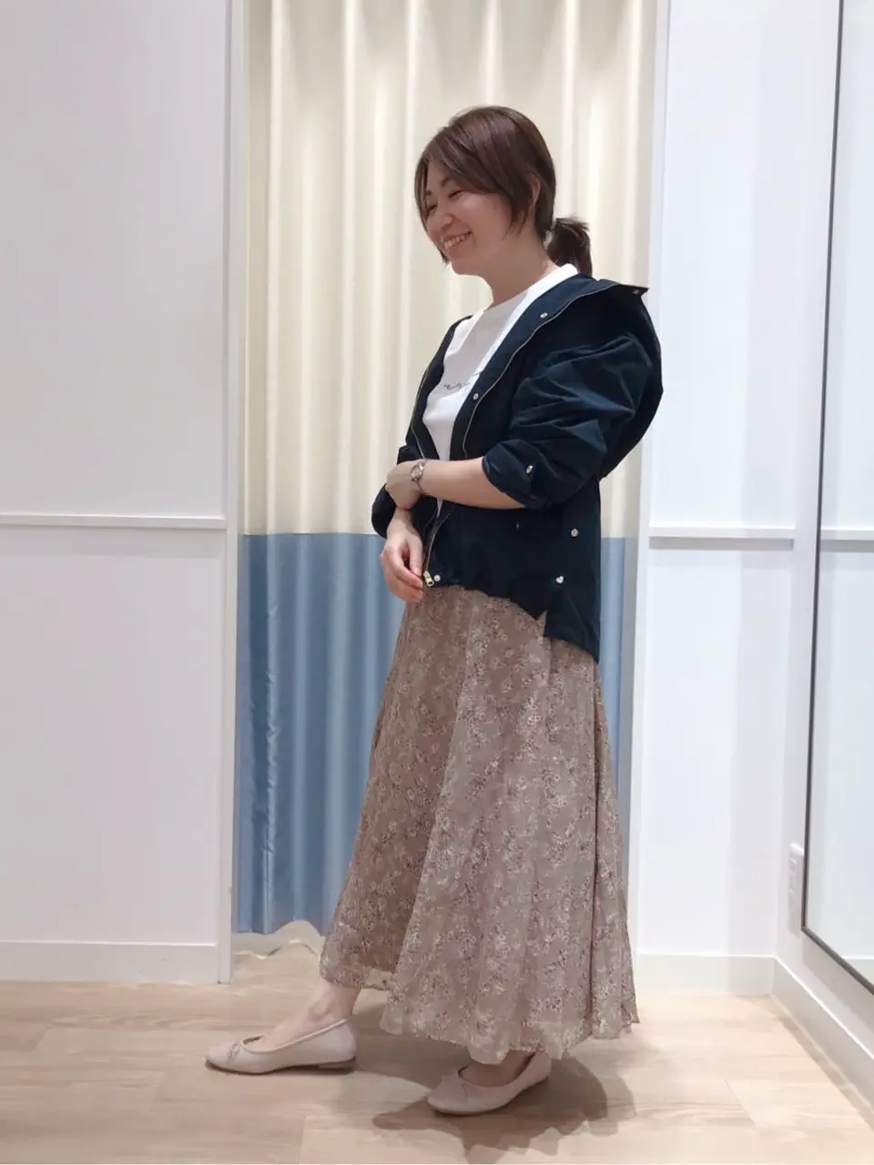 ANY SIS スタッフ コーディネート画像