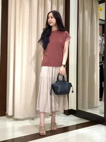 ANY SIS STAFF コーディネート画像