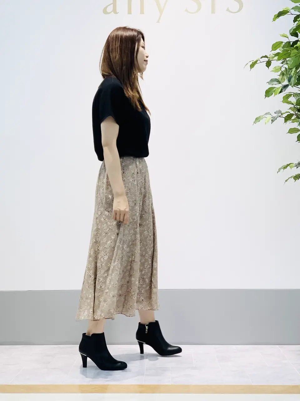 ANY SIS 岡本 コーディネート画像