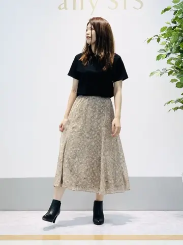 ANY SIS 岡本 コーディネート画像