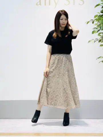 ANY SIS 岡本 コーディネート画像