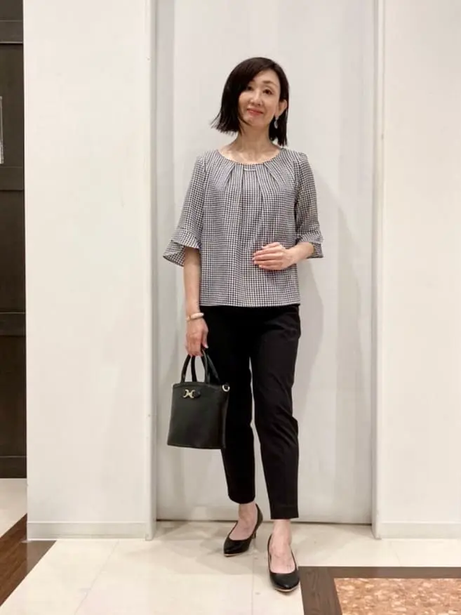 ANY SIS スタッフ コーディネート画像