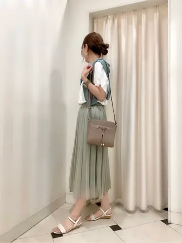 ANY SIS 金井 コーディネート画像