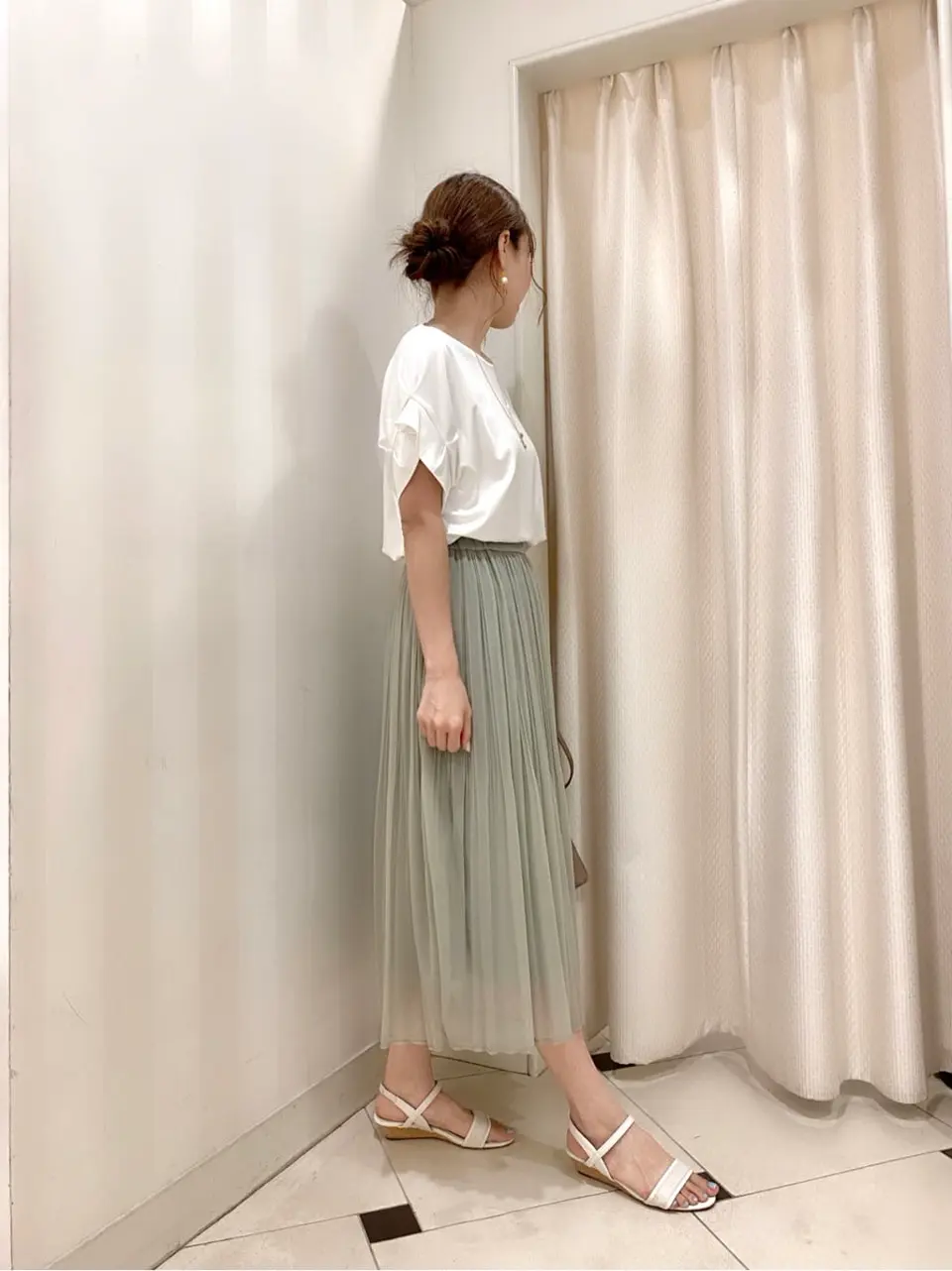 ANY SIS 金井 コーディネート画像