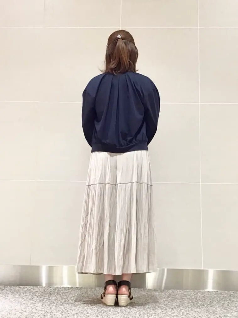 ANY SIS 浅野 コーディネート画像