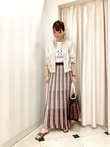 ANY SIS 金井 コーディネート画像