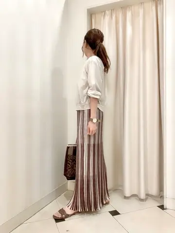 ANY SIS 金井 コーディネート画像