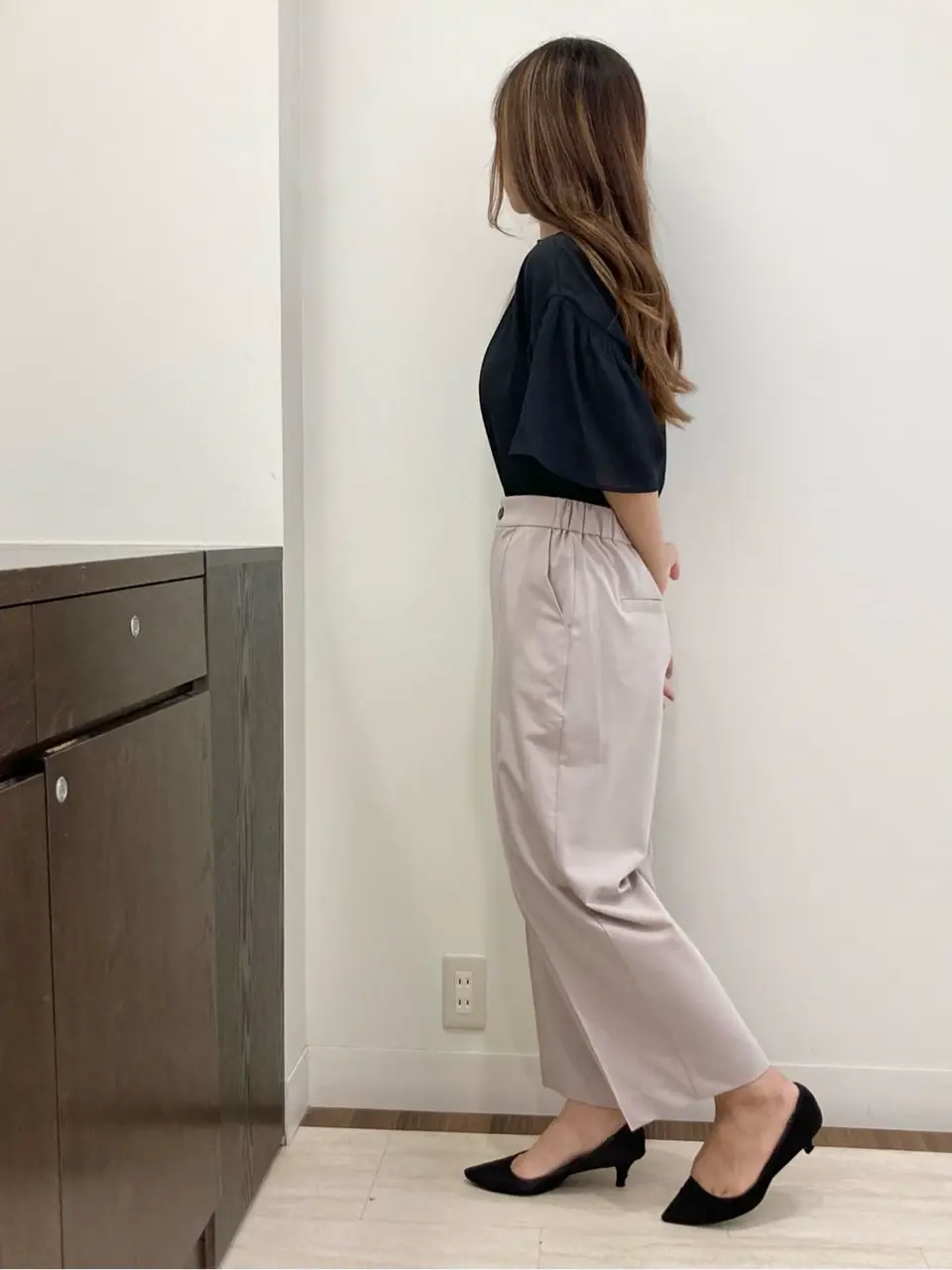 ANY SIS スタッフ コーディネート画像