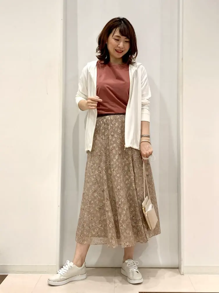 ANY SIS 横田 コーディネート画像