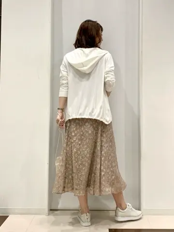 ANY SIS 横田 コーディネート画像