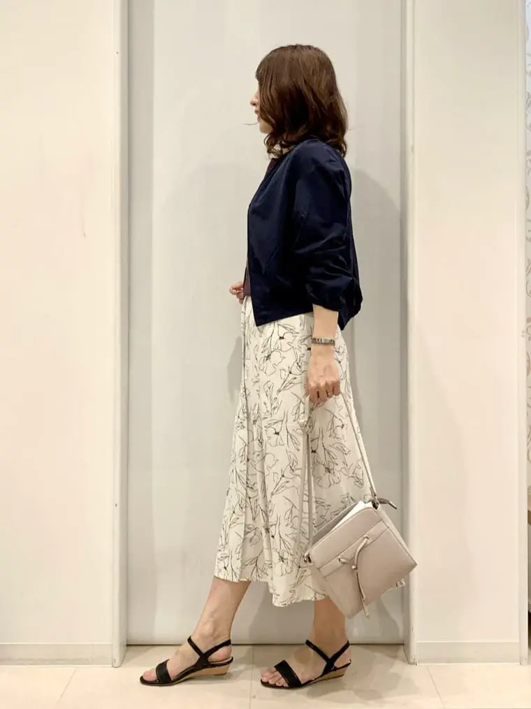 ANY SIS 横田 コーディネート画像