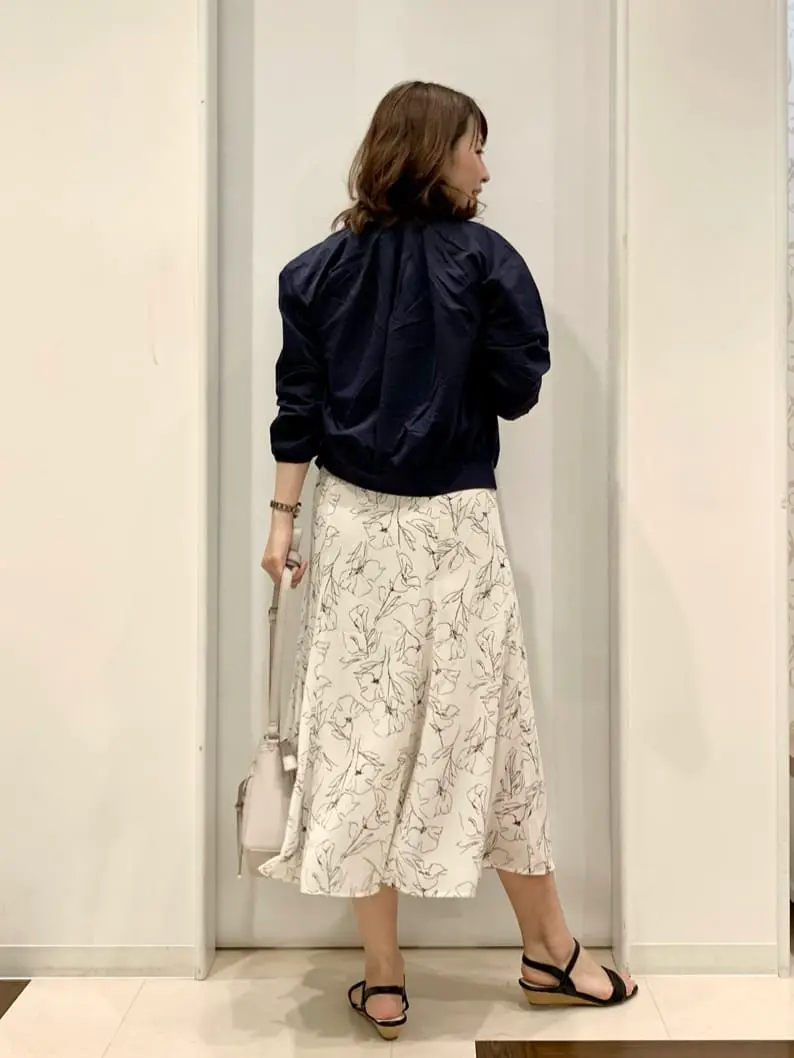 ANY SIS 横田 コーディネート画像