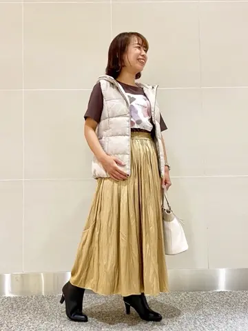 ANY SIS スタッフ コーディネート画像