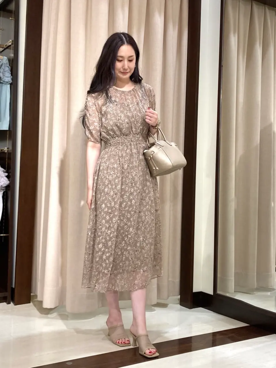 ANY SIS STAFF コーディネート画像