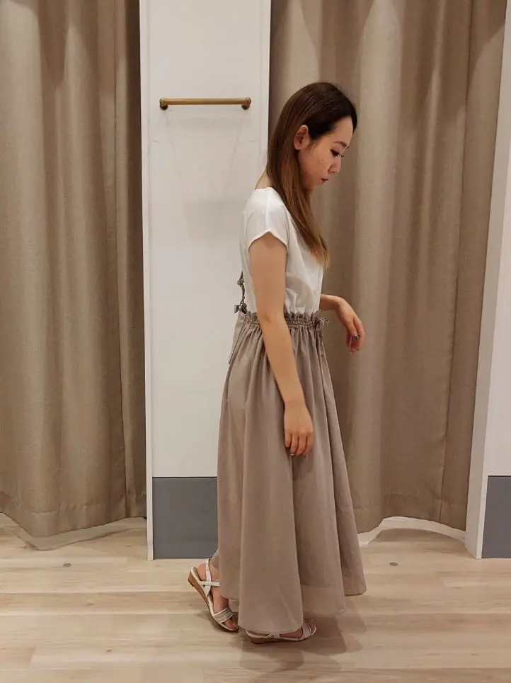 ANY SIS 齋藤 コーディネート画像