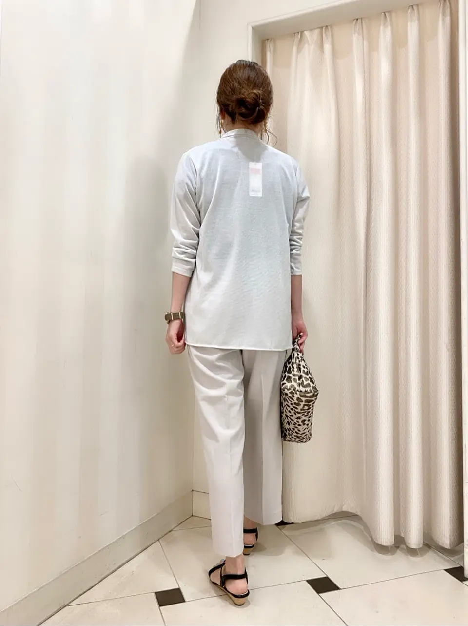 ANY SIS 金井 コーディネート画像