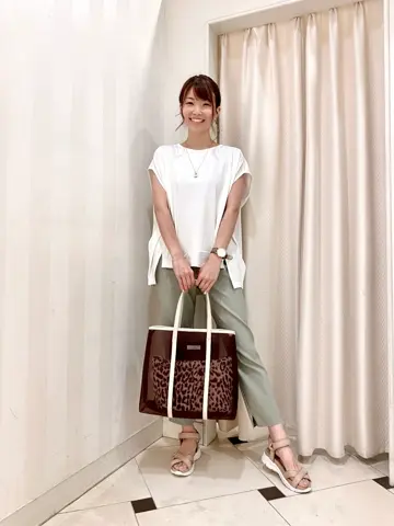 ANY SIS 金井 コーディネート画像