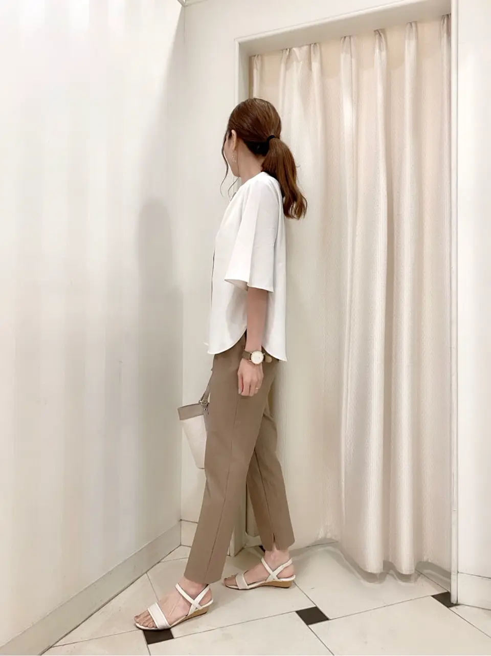 ANY SIS 金井 コーディネート画像