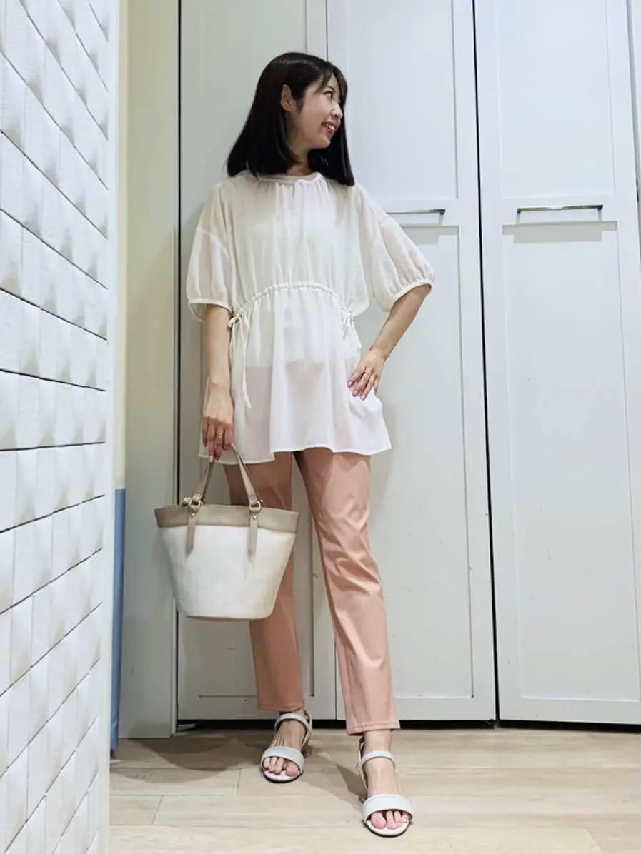 ANY SIS スタッフ コーディネート画像