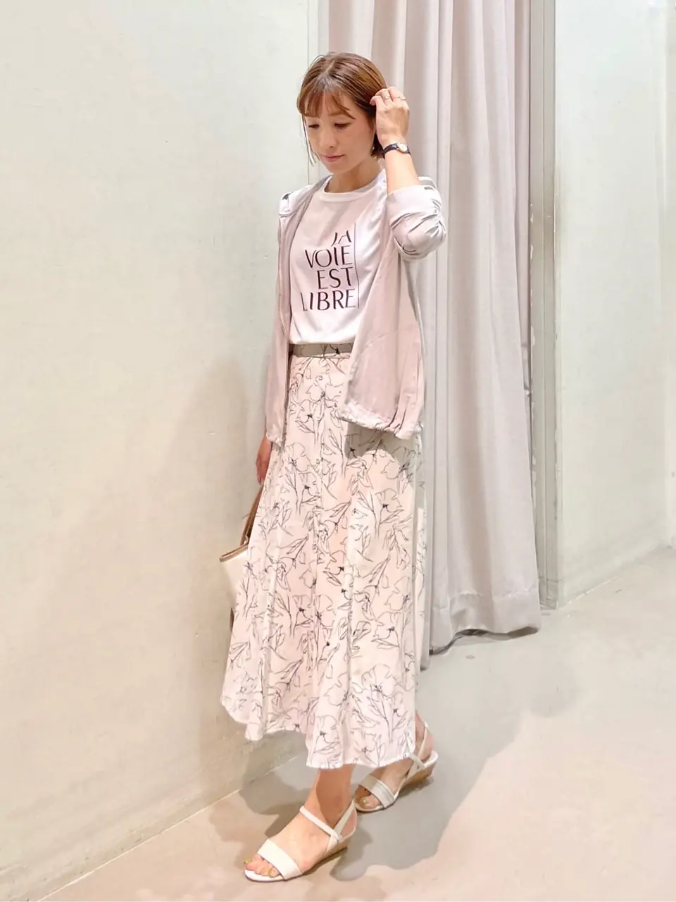 ANY SIS 濱野 コーディネート画像