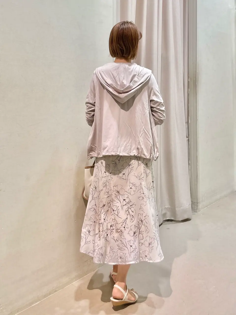 ANY SIS 濱野 コーディネート画像