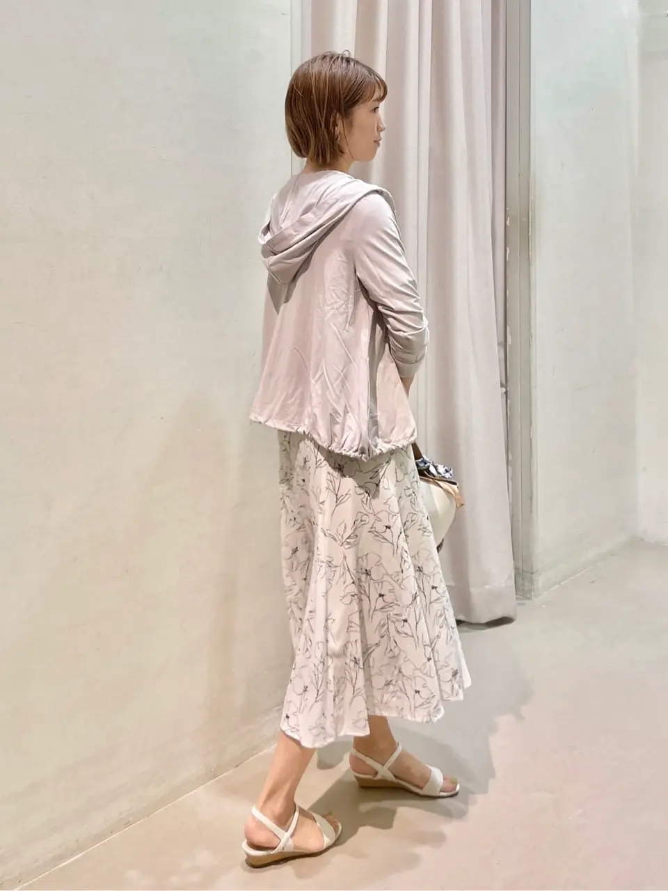 ANY SIS 濱野 コーディネート画像