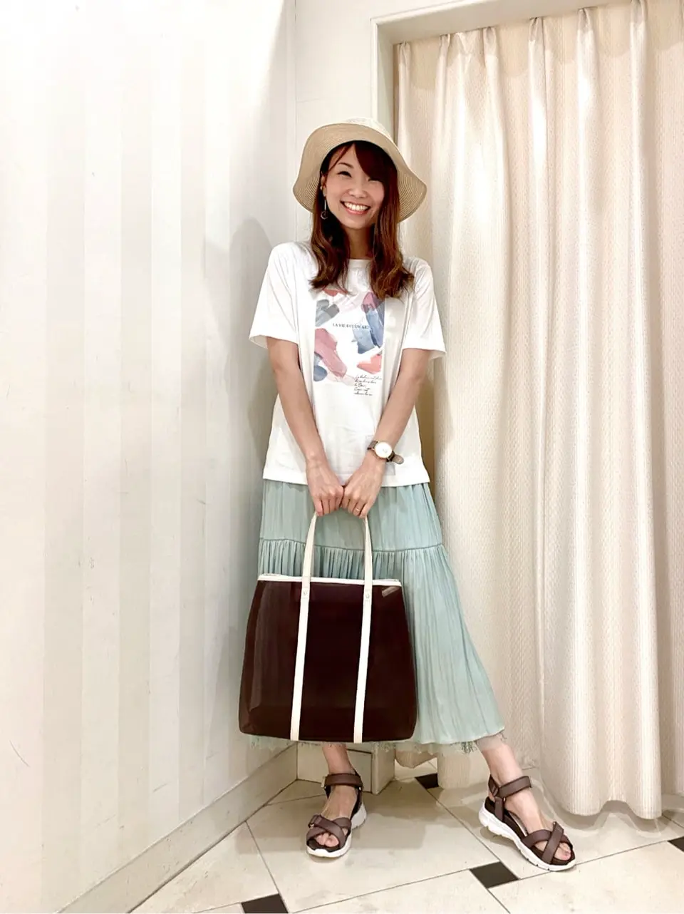 ANY SIS 金井 コーディネート画像