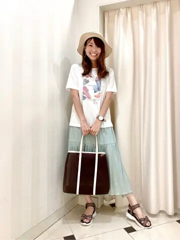 ANY SIS 金井 コーディネート画像