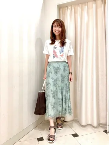 ANY SIS 金井 コーディネート画像