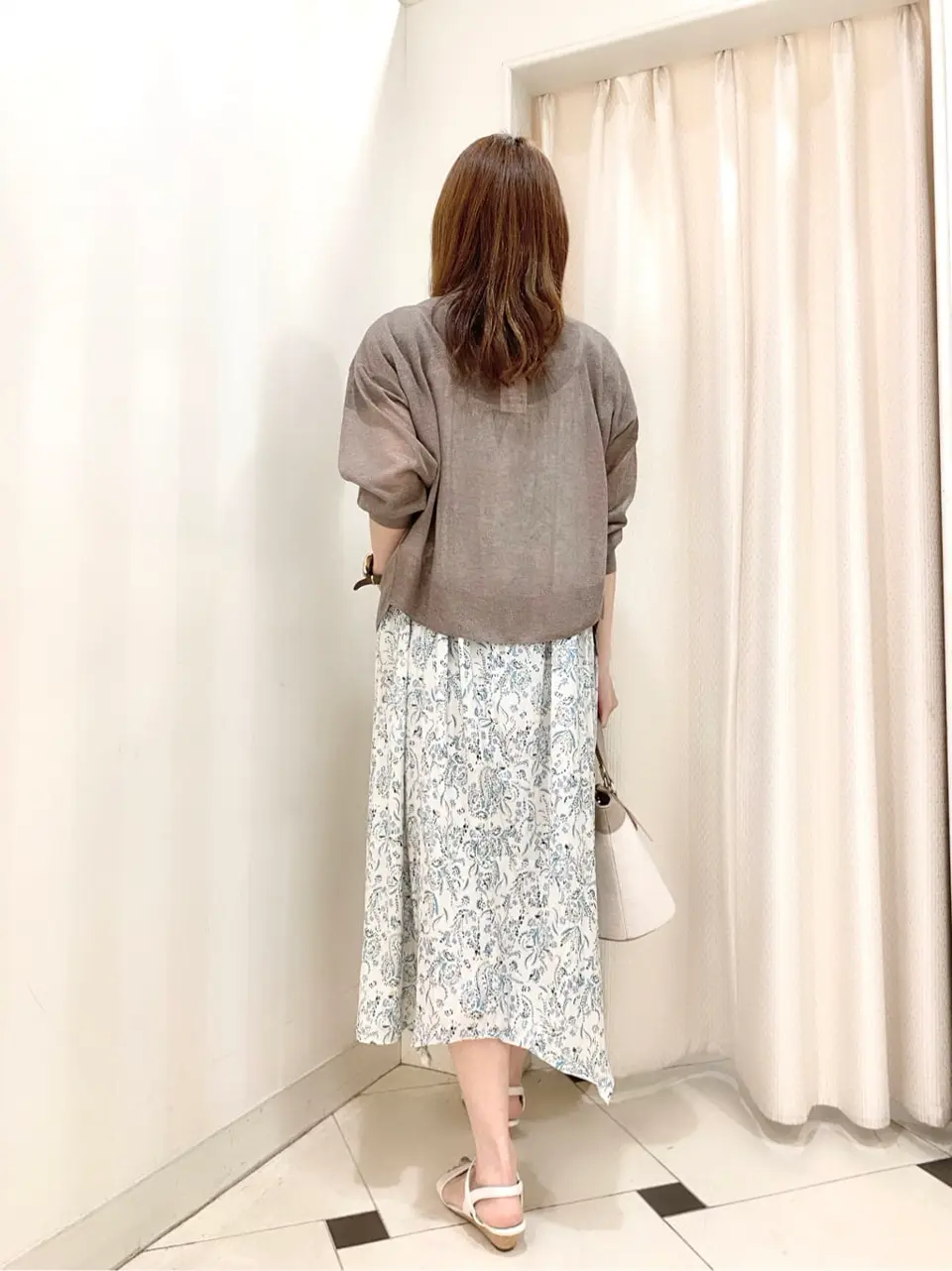 ANY SIS 金井 コーディネート画像