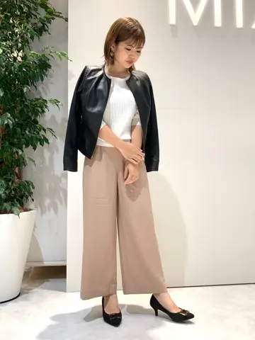 ANY SIS tomo コーディネート画像