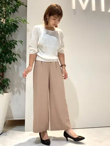 ANY SIS tomo コーディネート画像