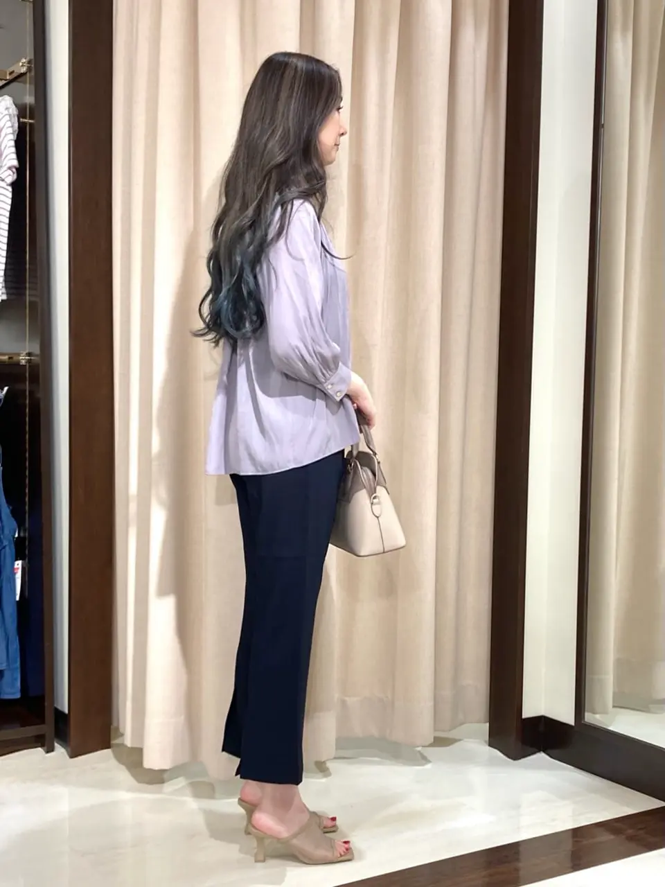 ANY SIS STAFF コーディネート画像