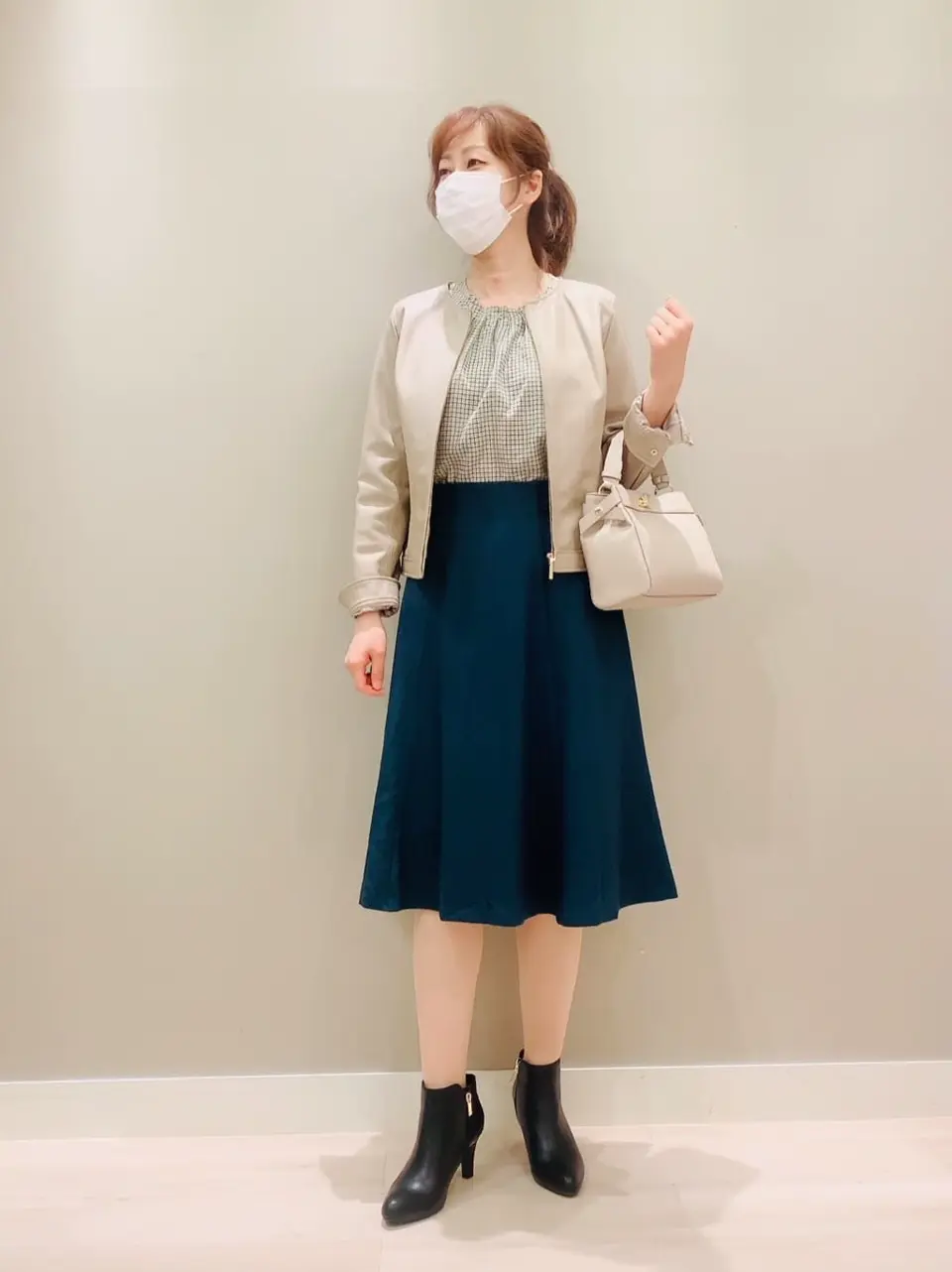 ANY SIS スタッフ コーディネート画像