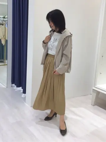 ANY SIS スタッフ コーディネート画像