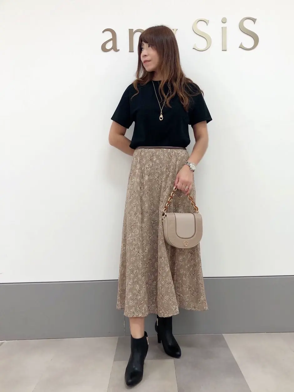 ANY SIS 松下 コーディネート画像