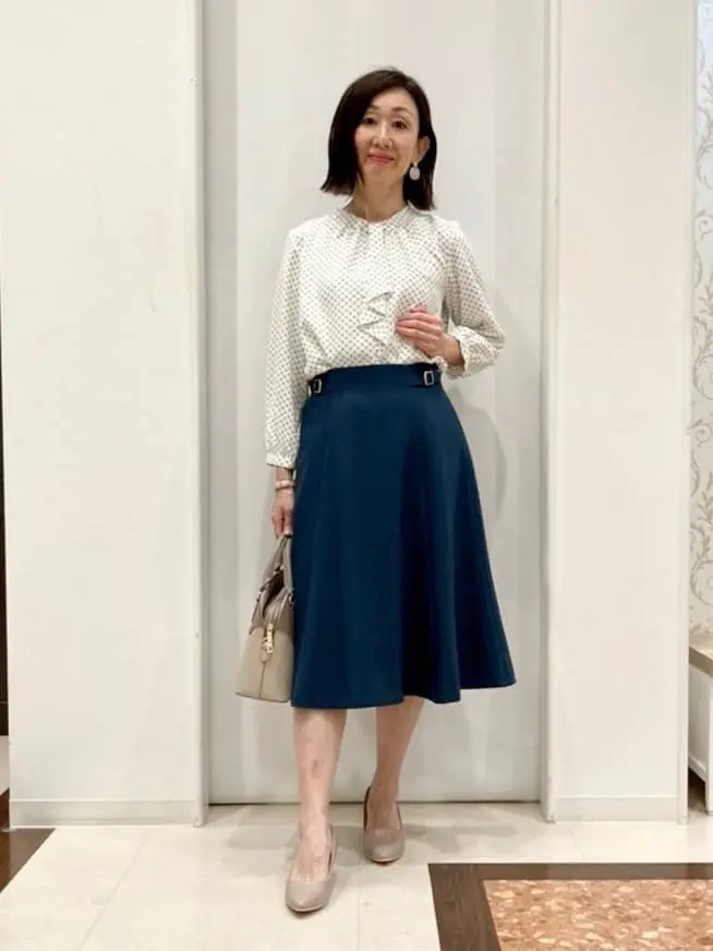 ANY SIS スタッフ コーディネート画像