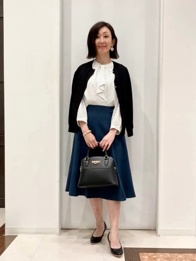 ANY SIS スタッフ コーディネート画像