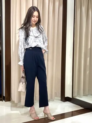 ANY SIS STAFF コーディネート画像