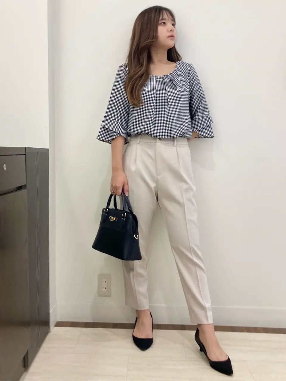 ANY SIS スタッフ コーディネート画像