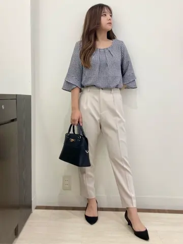 ANY SIS スタッフ コーディネート画像