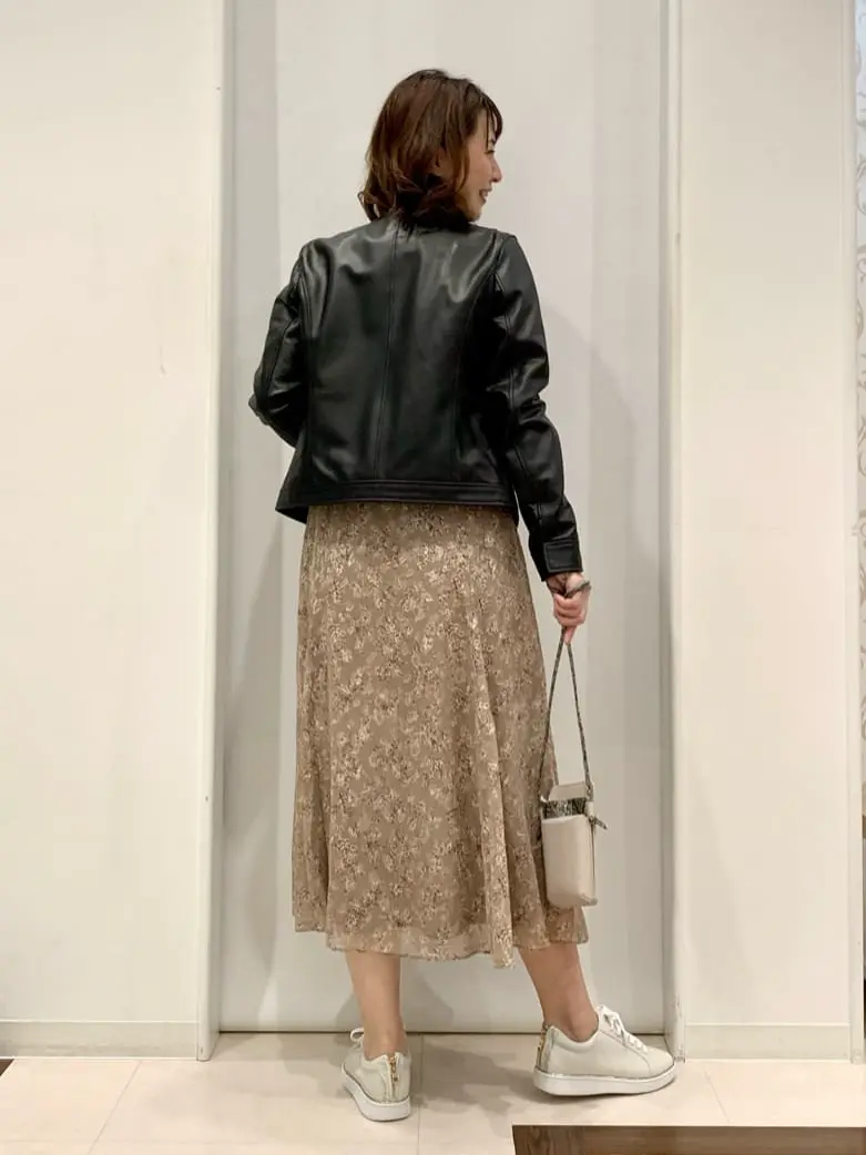 ANY SIS 横田 コーディネート画像