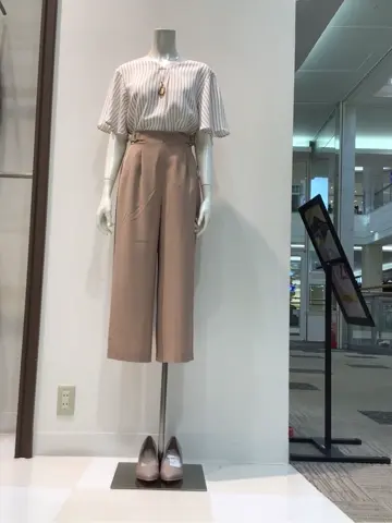 ANY SIS 布川 コーディネート画像