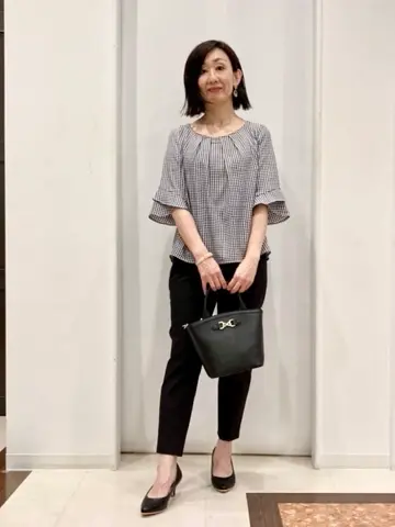 ANY SIS スタッフ コーディネート画像