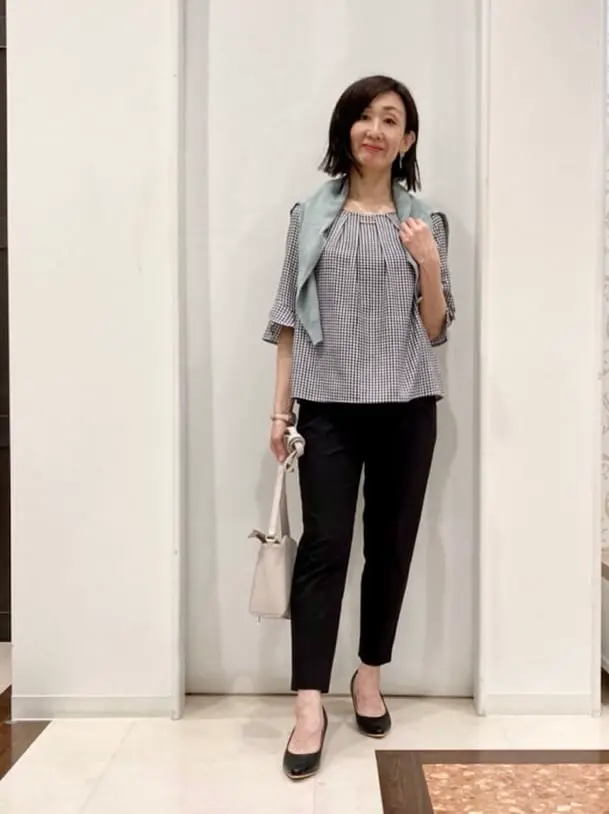 ANY SIS スタッフ コーディネート画像